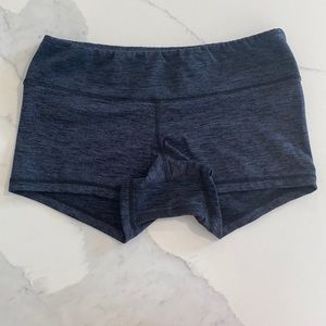 Fleo Low Rise Shorts 2.5”